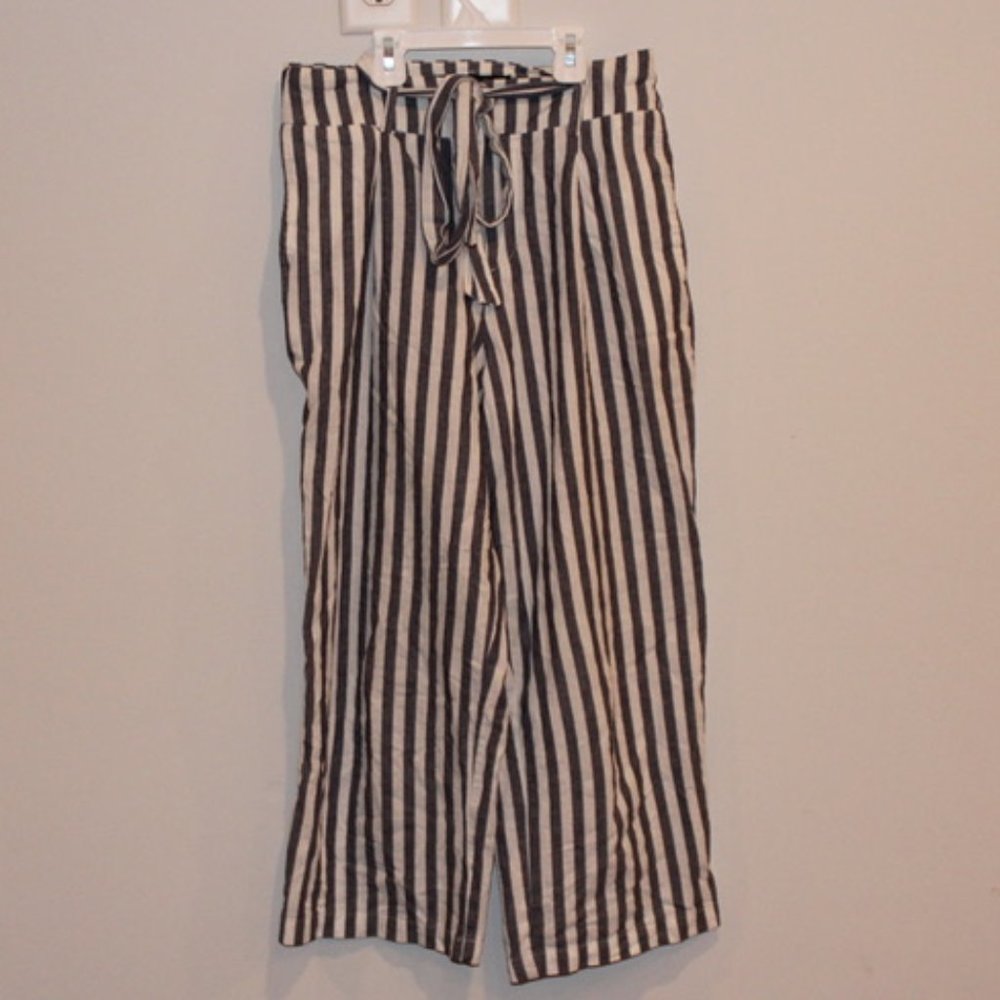 ZARA Basic Striped Cropped Pants Size S